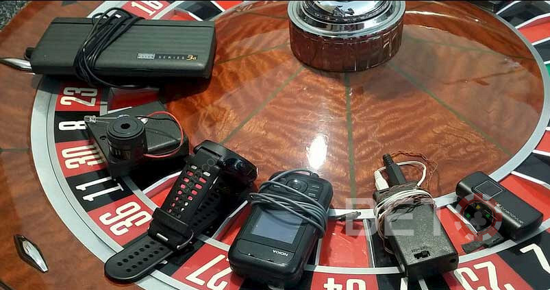 लास वेगास से अवैध रूले धोखाधड़ी उपकरणों का एक संग्रह।
